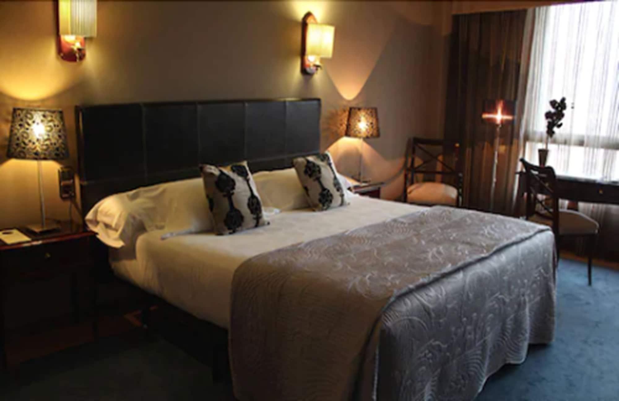 Hotel Ciudad De Vigo Ngoại thất bức ảnh