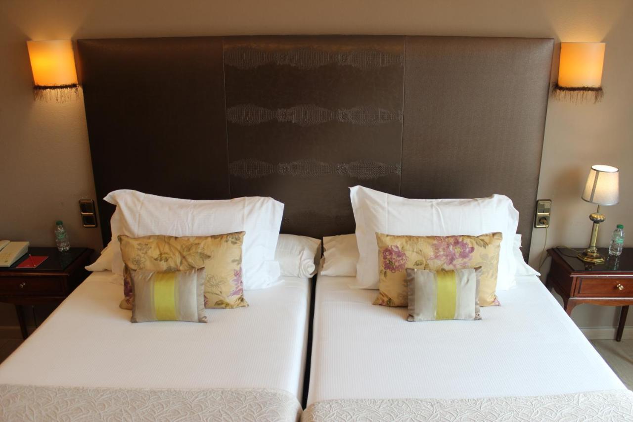 Hotel Ciudad De Vigo Ngoại thất bức ảnh